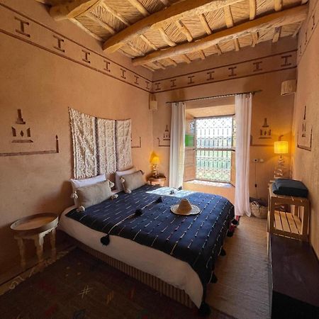 Maison D'Hotes Izza Kelaat-M'Gouna Екстер'єр фото