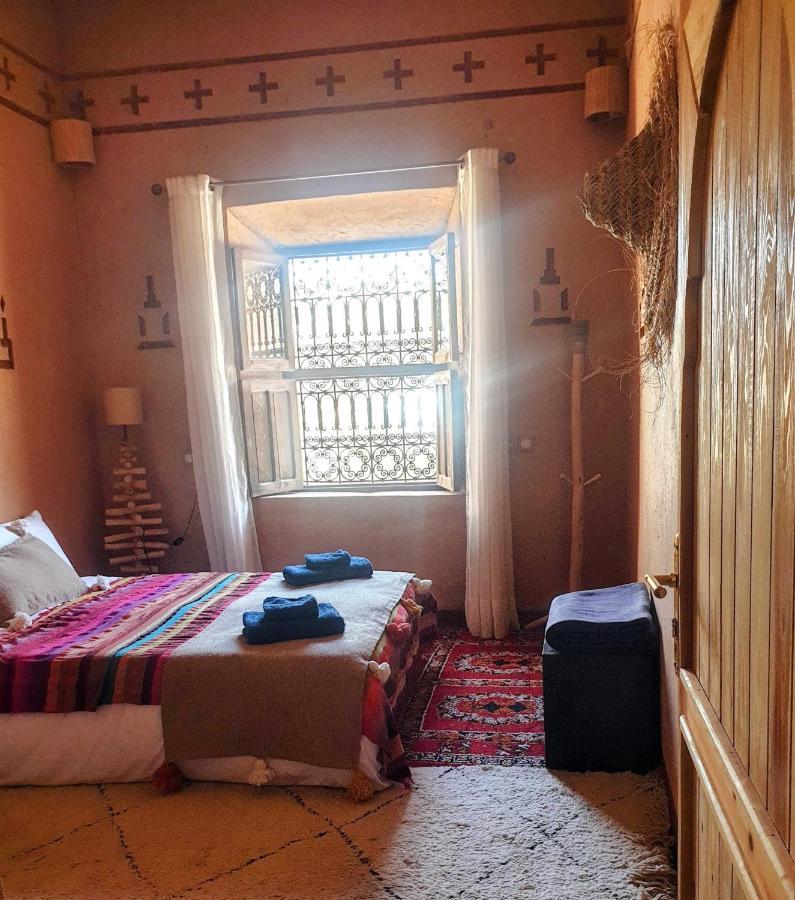Maison D'Hotes Izza Kelaat-M'Gouna Екстер'єр фото