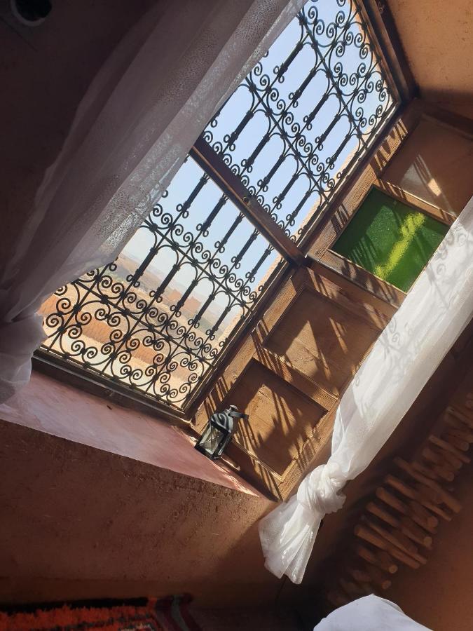 Maison D'Hotes Izza Kelaat-M'Gouna Екстер'єр фото