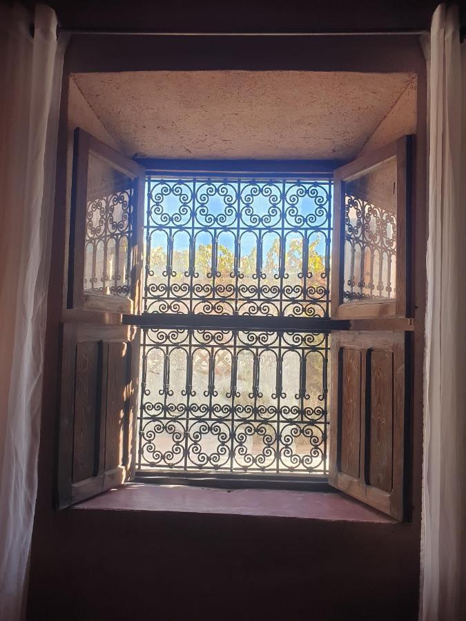 Maison D'Hotes Izza Kelaat-M'Gouna Екстер'єр фото