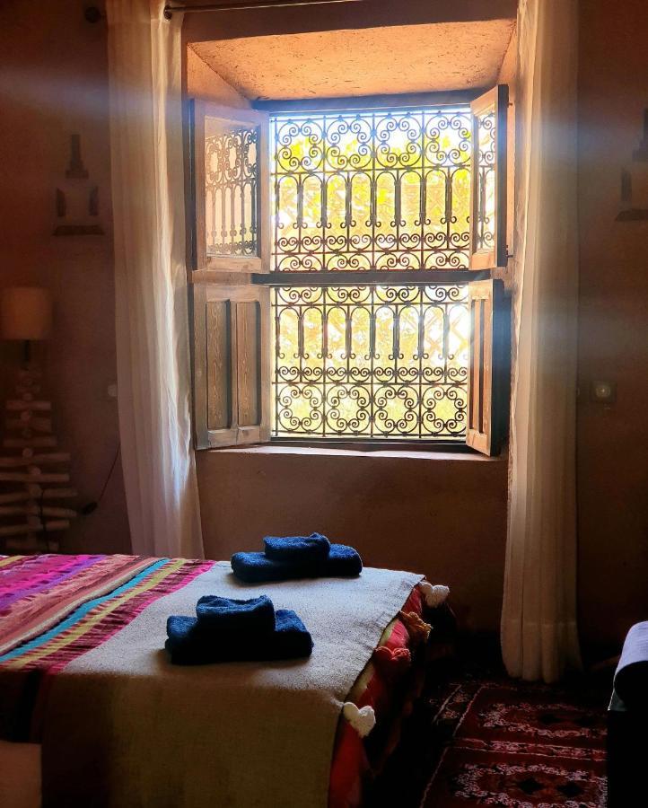 Maison D'Hotes Izza Kelaat-M'Gouna Екстер'єр фото