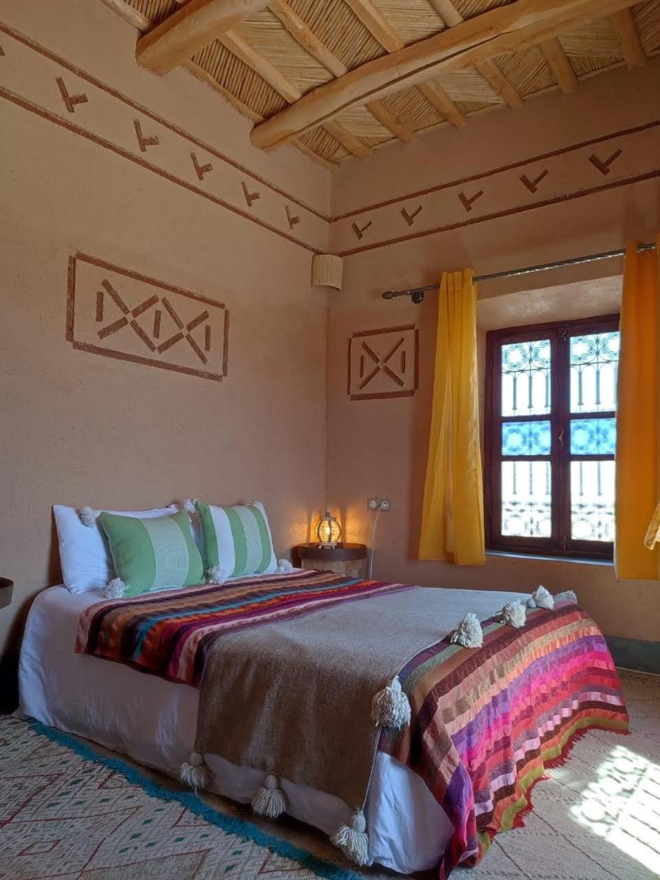 Maison D'Hotes Izza Kelaat-M'Gouna Екстер'єр фото