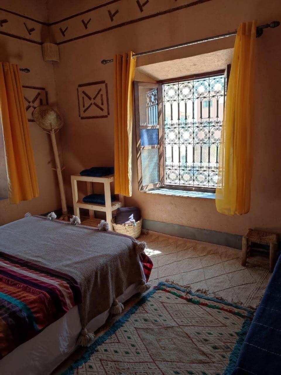 Maison D'Hotes Izza Kelaat-M'Gouna Екстер'єр фото