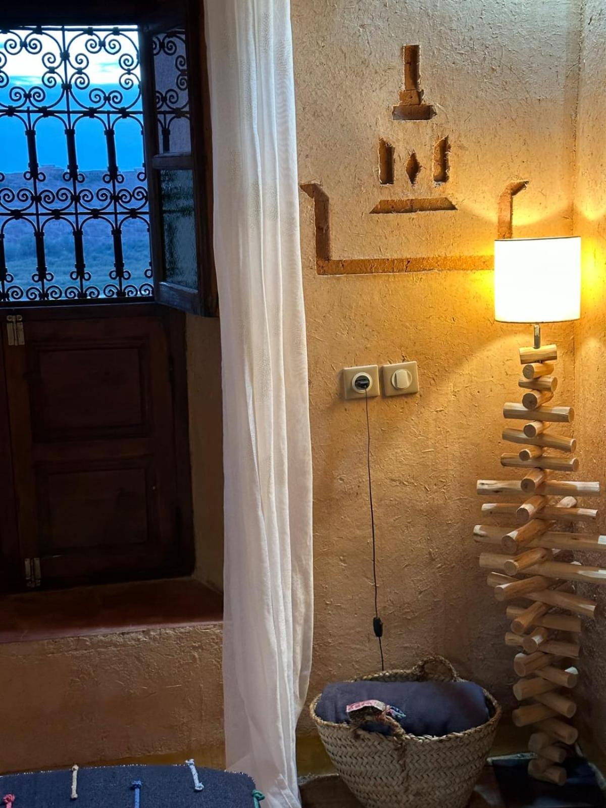 Maison D'Hotes Izza Kelaat-M'Gouna Екстер'єр фото